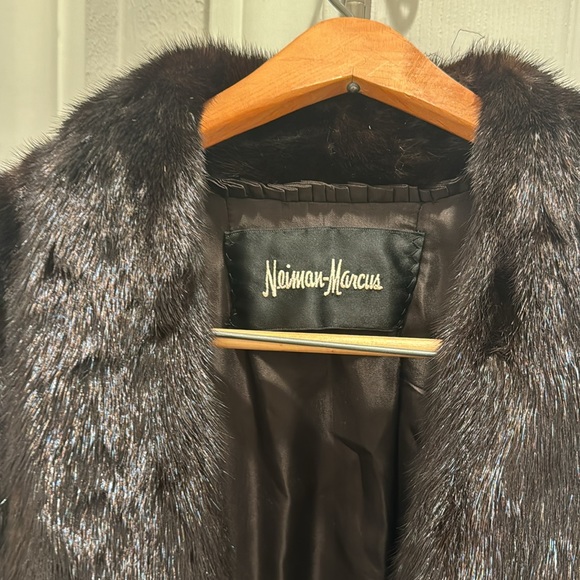 Neiman Marcus Mink Fur - Picture 4 of 4